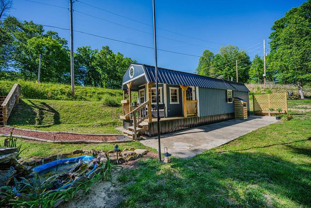 22 Randa Smith Road, Beattyville, KY 41311