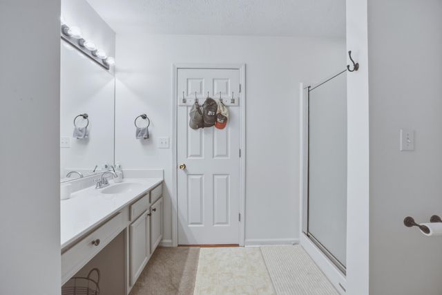 1005 Cedar Ridge Court, Lawrenceburg, KY 40342