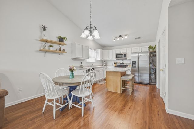 1005 Cedar Ridge Court, Lawrenceburg, KY 40342