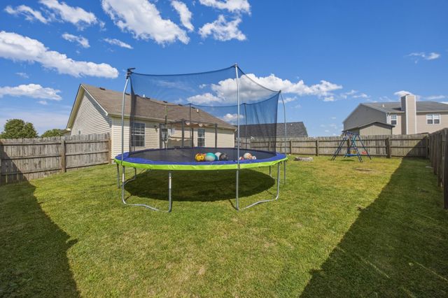 1005 Cedar Ridge Court, Lawrenceburg, KY 40342