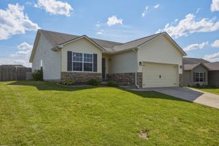 1005 Cedar Ridge Court, Lawrenceburg, KY 40342