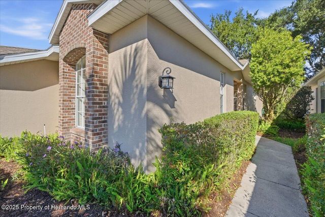 4516 Golf Club Lane, Spring Hill, FL 34609