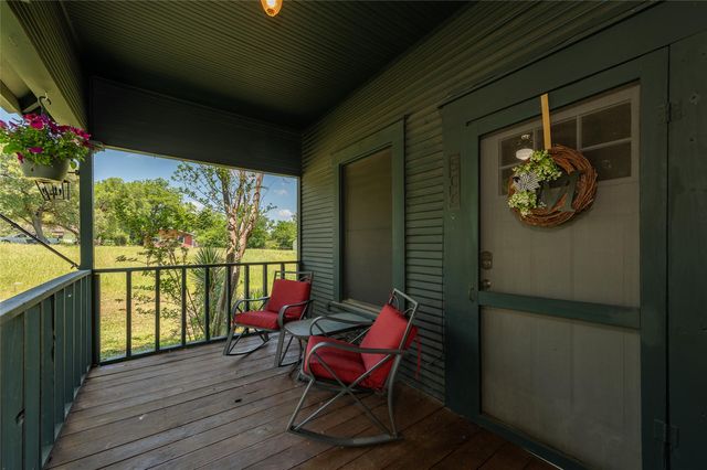506 N Hill ST, Caldwell, TX 77836
