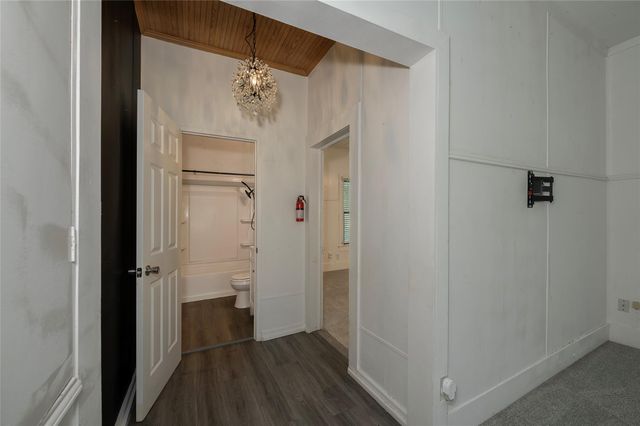 506 N Hill ST, Caldwell, TX 77836
