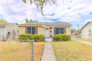 4325 Kirkwood Dr, Corpus Christi, TX 78411