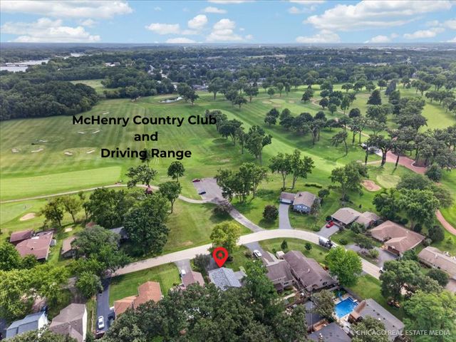 3028 Virginia Avenue, Mchenry, IL 60050