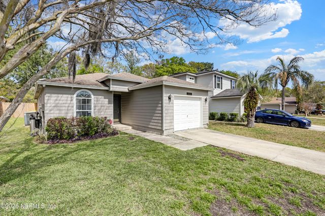 11187 MIKRIS Drive N, Jacksonville, FL 32225