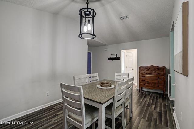 11187 MIKRIS Drive N, Jacksonville, FL 32225