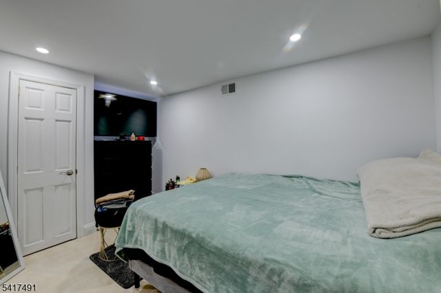 539 Monmouth Ave, Linden City, NJ 07036