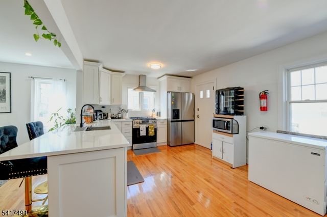 539 Monmouth Ave, Linden City, NJ 07036