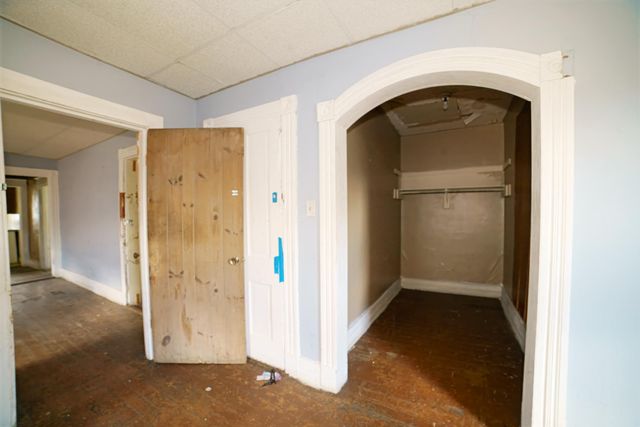 E 332 Prospect ST, Covington, VA 24426