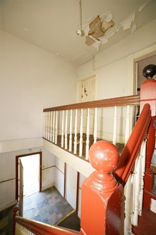 E 332 Prospect ST, Covington, VA 24426