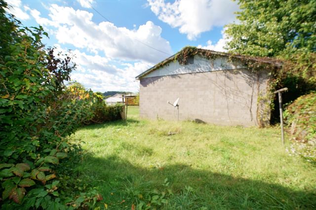 E 332 Prospect ST, Covington, VA 24426