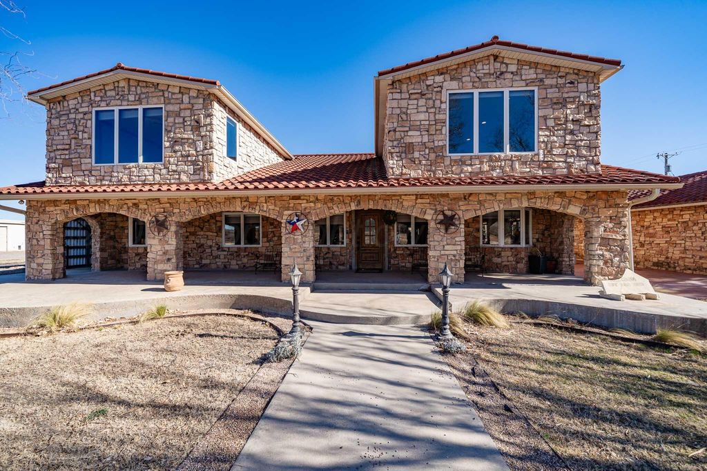 1000 Osage Street, Wheeler, TX 79096