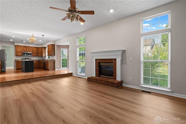 53 Meadows Drive, Springboro, OH 45066