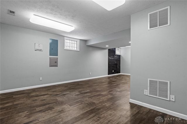 53 Meadows Drive, Springboro, OH 45066