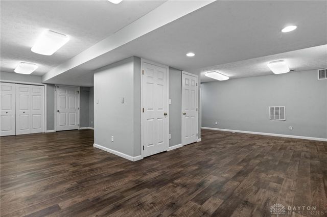 53 Meadows Drive, Springboro, OH 45066