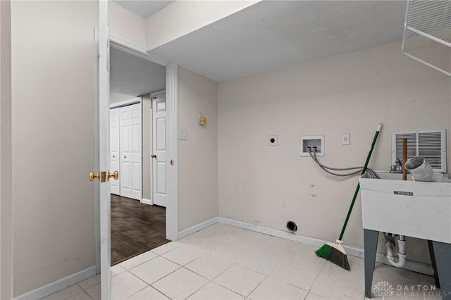 53 Meadows Drive, Springboro, OH 45066