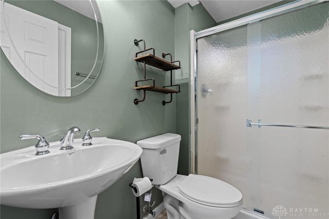 53 Meadows Drive, Springboro, OH 45066