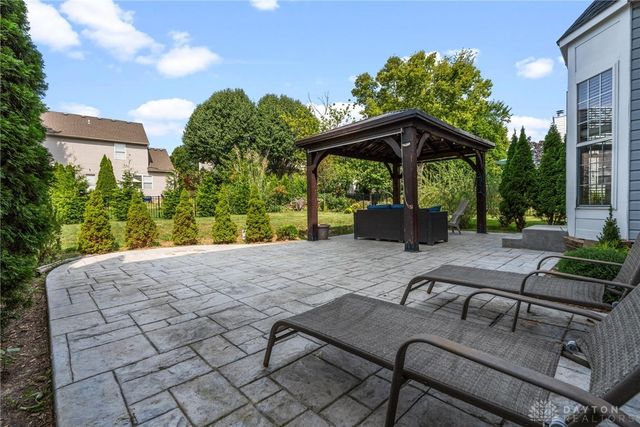 53 Meadows Drive, Springboro, OH 45066