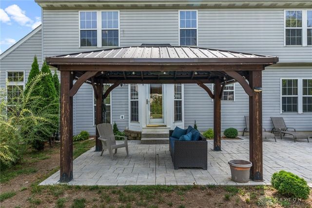 53 Meadows Drive, Springboro, OH 45066