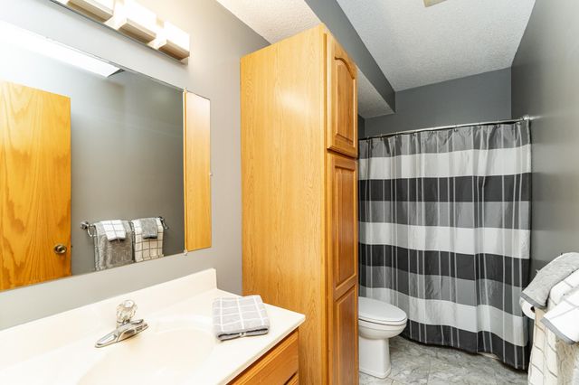 3401 Arbor Drive NW, Rochester, MN 55901