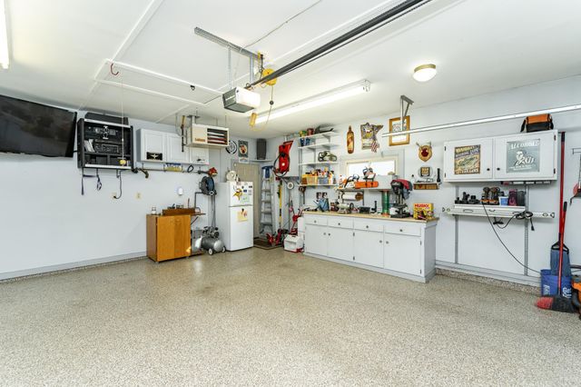 3401 Arbor Drive NW, Rochester, MN 55901
