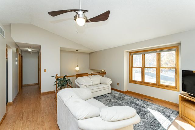 3401 Arbor Drive NW, Rochester, MN 55901