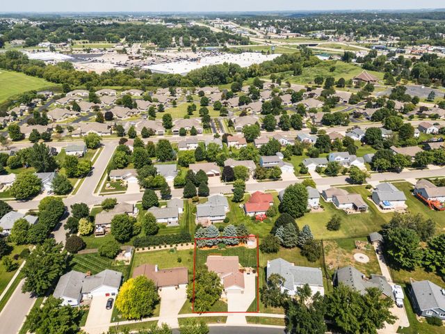 3401 Arbor Drive NW, Rochester, MN 55901