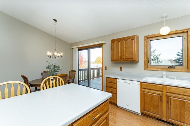 3401 Arbor Drive NW, Rochester, MN 55901