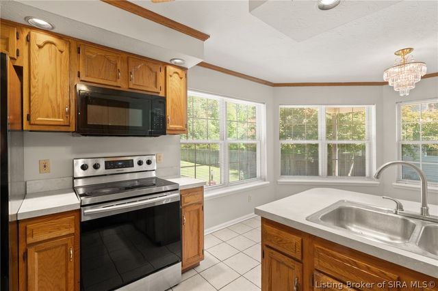 3039 Elisa Court, New Albany, IN 47150