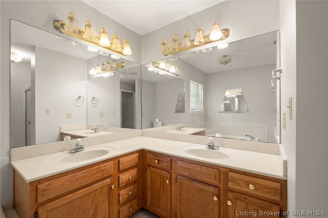 3039 Elisa Court, New Albany, IN 47150