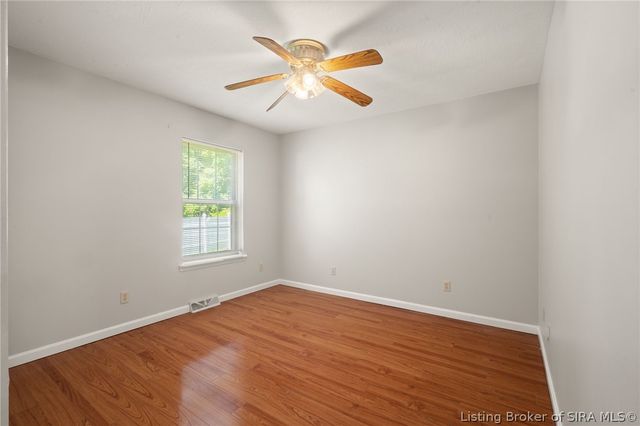 3039 Elisa Court, New Albany, IN 47150