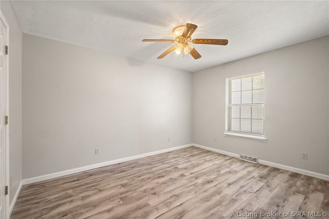 3039 Elisa Court, New Albany, IN 47150