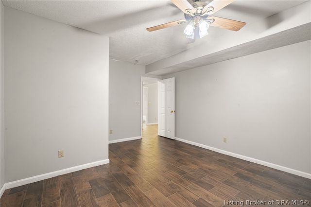 3039 Elisa Court, New Albany, IN 47150