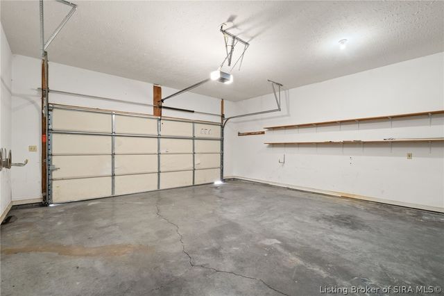 3039 Elisa Court, New Albany, IN 47150