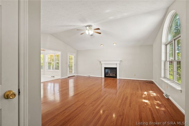 3039 Elisa Court, New Albany, IN 47150