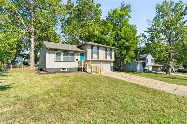 8304 E 106th Street, Kansas City, MO 64134