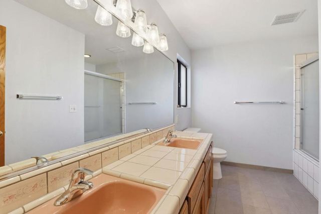 1650 Sausalito Drive, Hollister, CA 95023