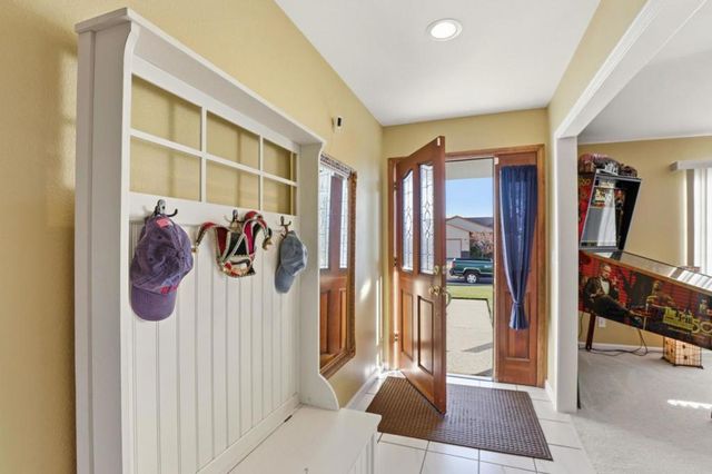 1650 Sausalito Drive, Hollister, CA 95023