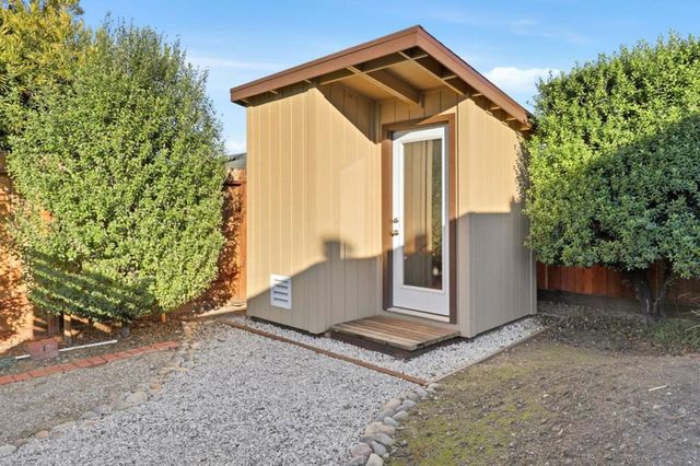 1650 Sausalito Drive, Hollister, CA 95023