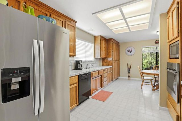 1650 Sausalito Drive, Hollister, CA 95023