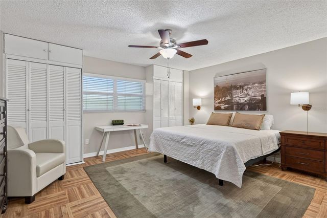 700 BEACH DRIVE NE 406, St Petersburg, FL 33701