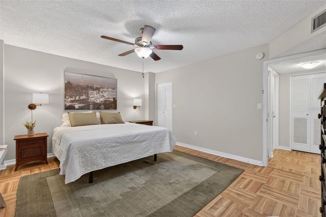 700 BEACH DRIVE NE 406, St Petersburg, FL 33701