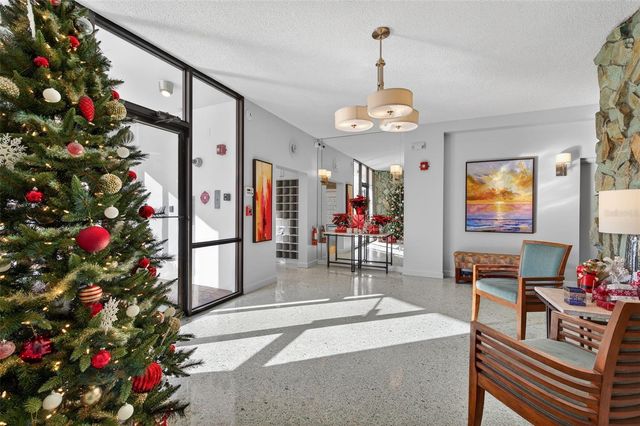 700 BEACH DRIVE NE 406, St Petersburg, FL 33701