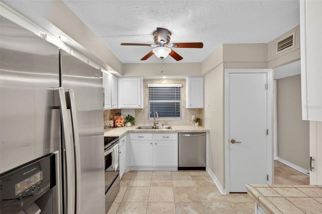 700 BEACH DRIVE NE 406, St Petersburg, FL 33701