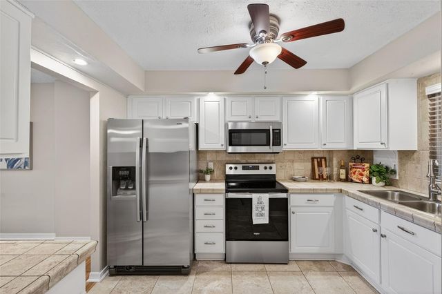 700 BEACH DRIVE NE 406, St Petersburg, FL 33701