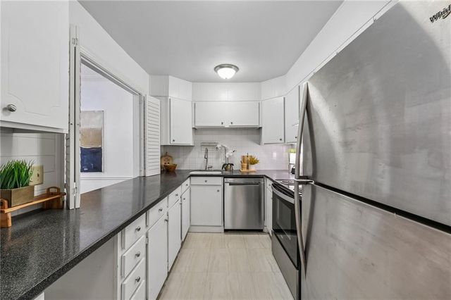 11 Kings Walk NE, Atlanta, GA 30307