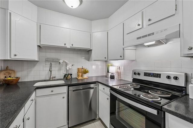 11 Kings Walk NE, Atlanta, GA 30307