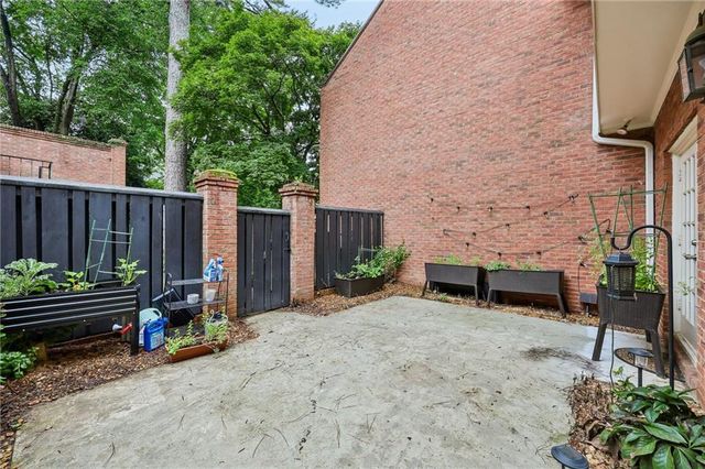 11 Kings Walk NE, Atlanta, GA 30307